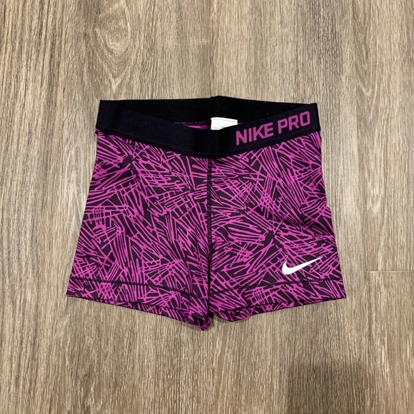nike patterned spandex